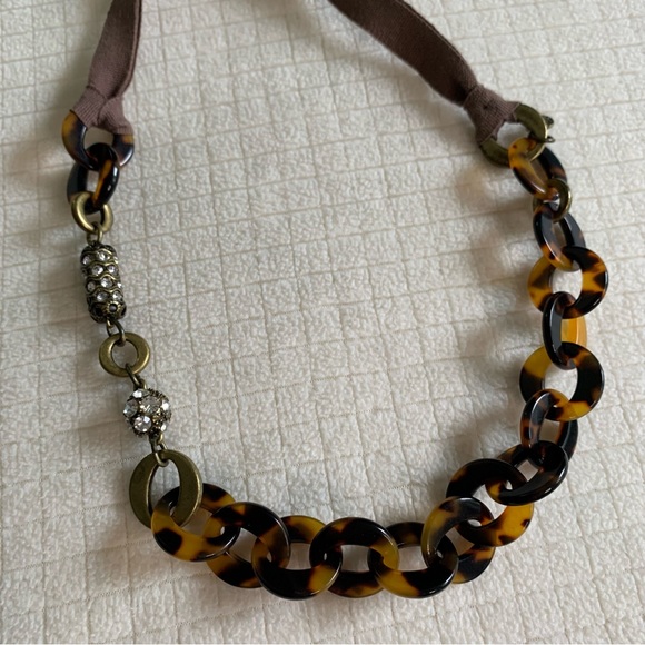 J.Crew tortoiseshell ribbon necklace - Picture 2 of 11